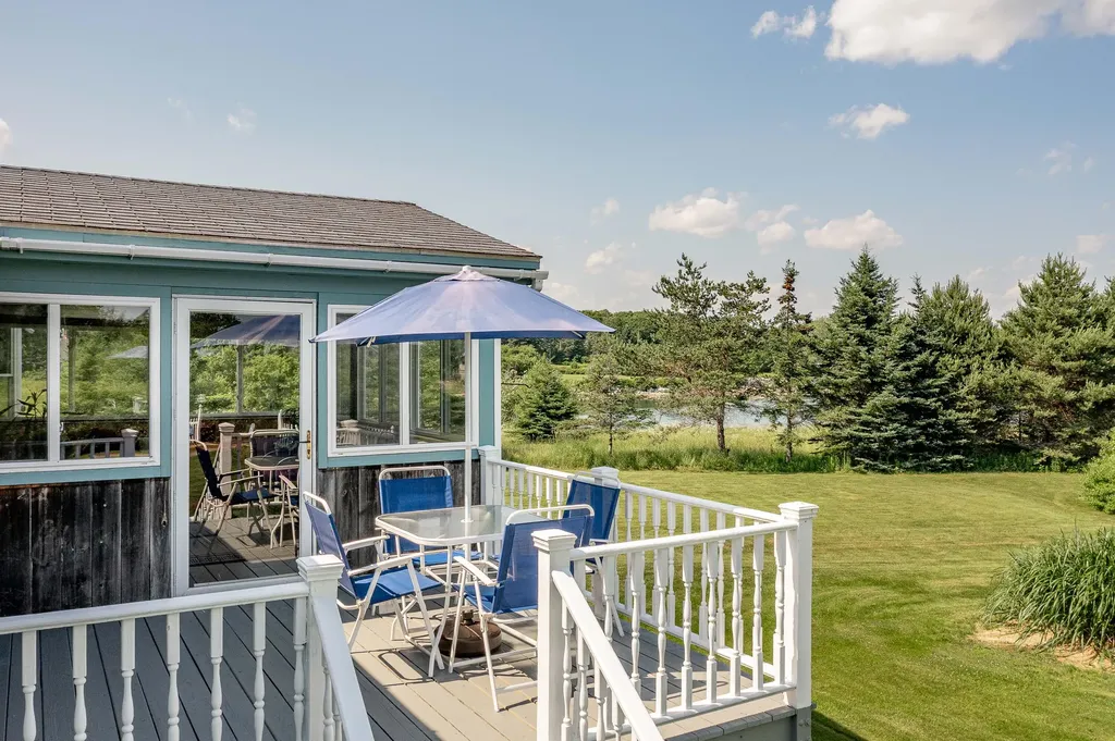 10 Dowling Road Saint George ME 04860