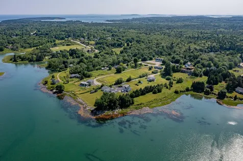 10 Dowling Road Saint George ME 04860