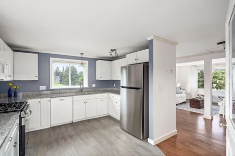 10 Dowling Road Saint George ME 04860