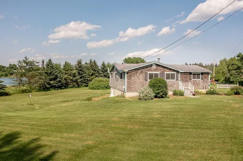 10 Dowling Road Saint George ME 04860