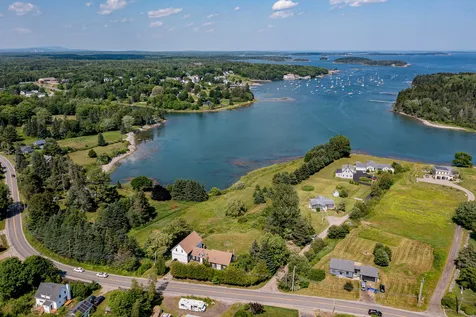10 Dowling Road Saint George ME 04860