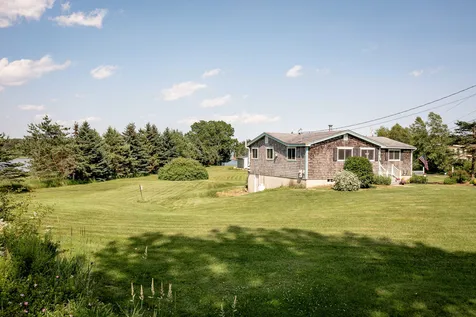 10 Dowling Road Saint George ME 04860