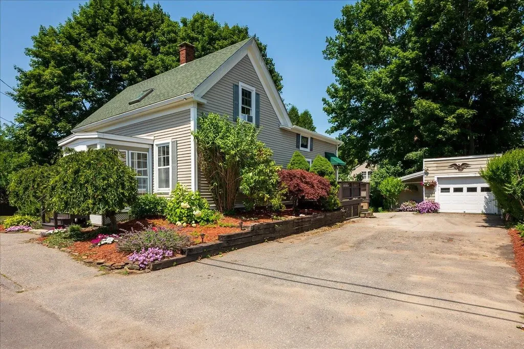 57 Pleasant Street Rockland ME 04841