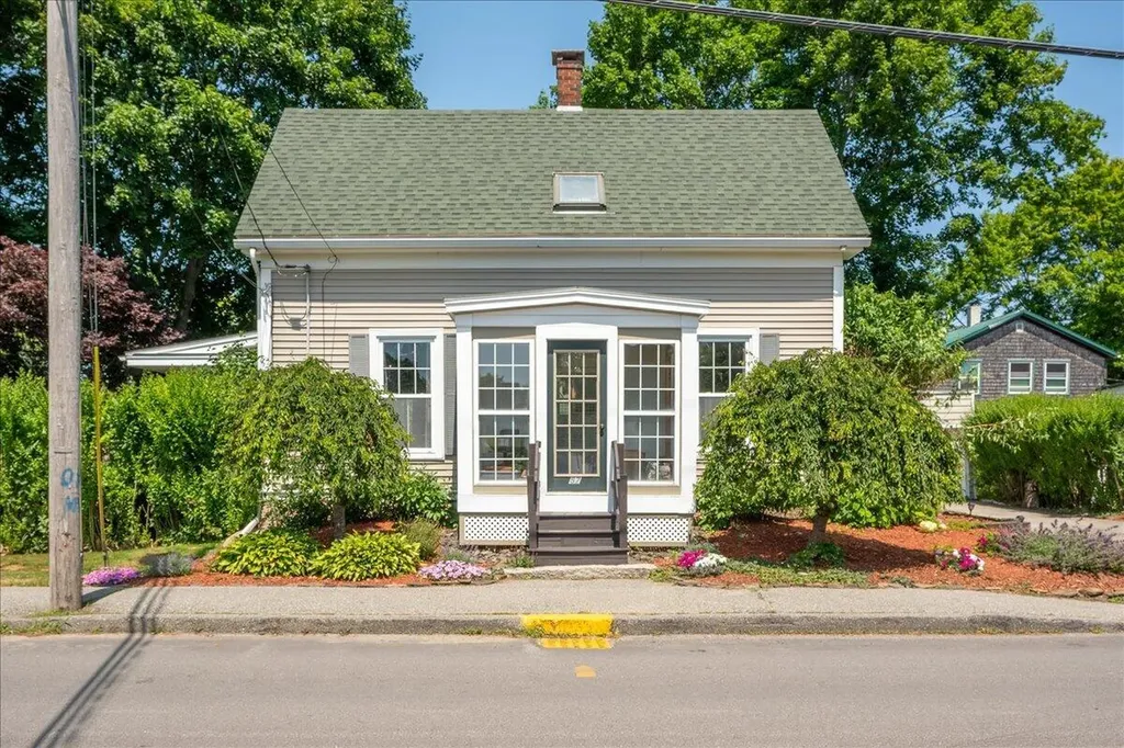 57 Pleasant Street Rockland ME 04841