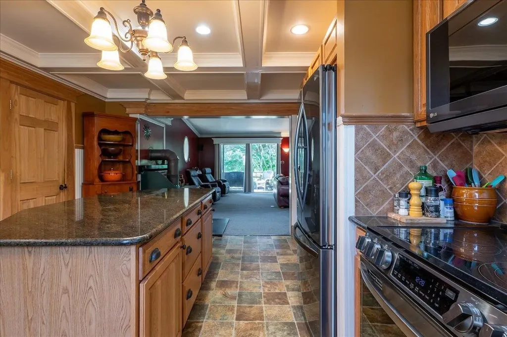 57 Pleasant Street Rockland ME 04841