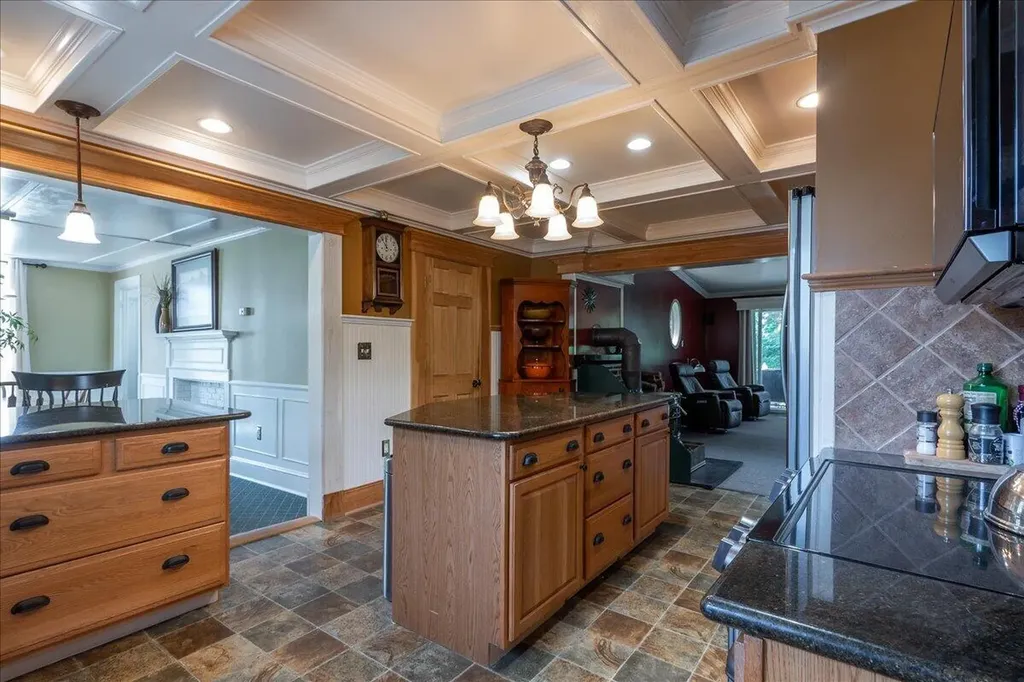 57 Pleasant Street Rockland ME 04841