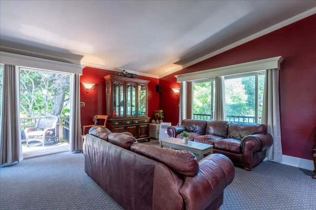 57 Pleasant Street Rockland ME 04841
