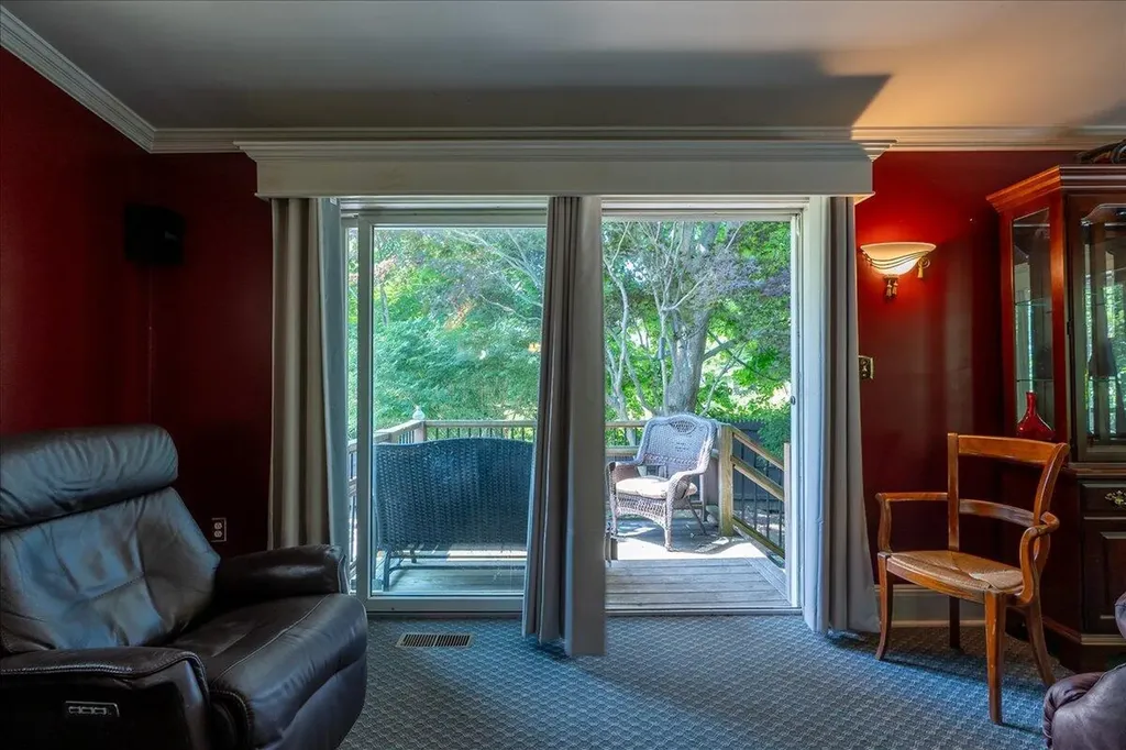 57 Pleasant Street Rockland ME 04841
