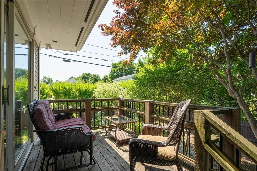 57 Pleasant Street Rockland ME 04841