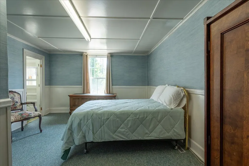 57 Pleasant Street Rockland ME 04841