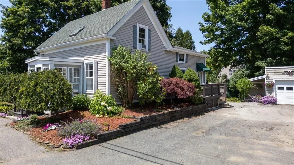 57 Pleasant Street Rockland ME 04841