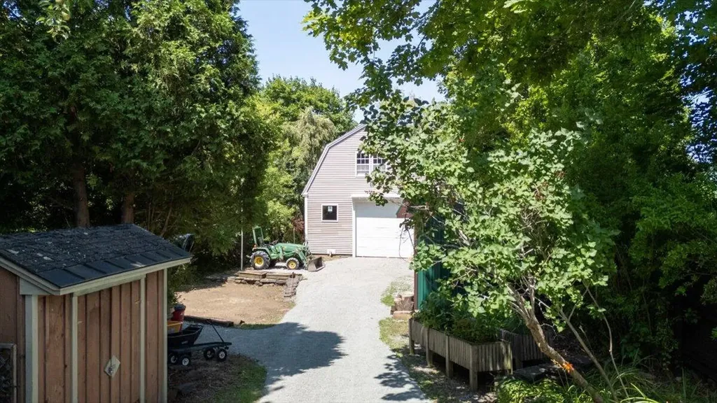 57 Pleasant Street Rockland ME 04841