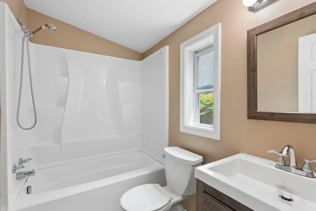 68 High Street Oakland ME 04963