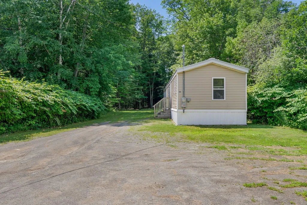 68 High Street Oakland ME 04963