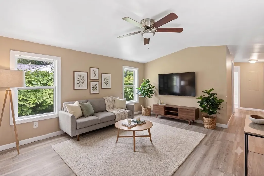 68 High Street Oakland ME 04963
