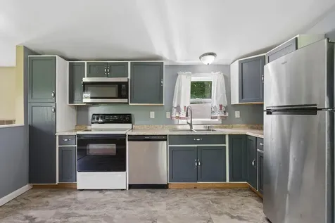 68 High Street Oakland ME 04963