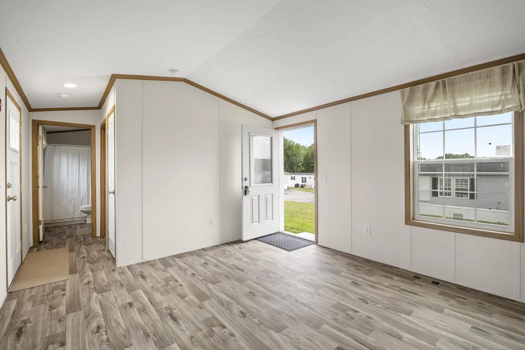 86 Heather Drive Lewiston ME 04240