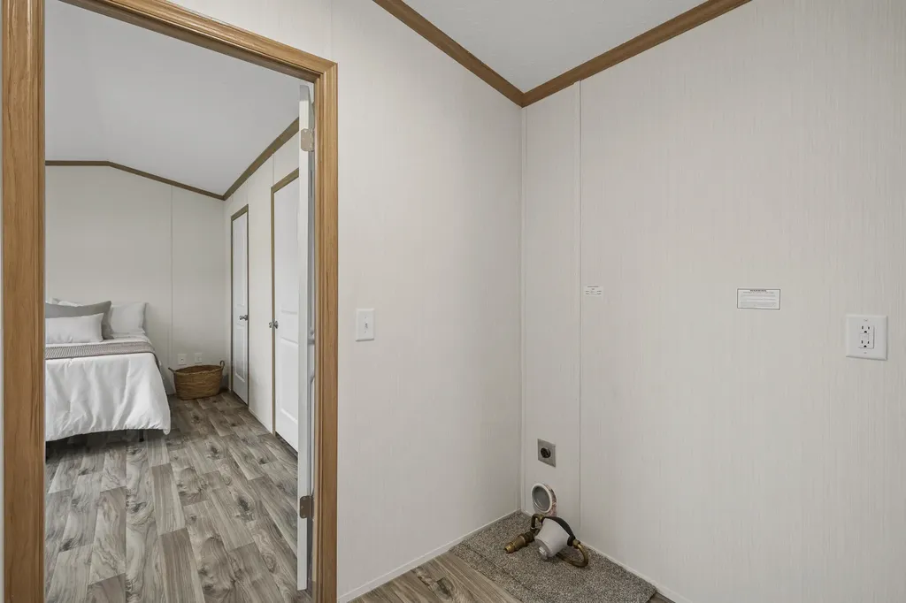 86 Heather Drive Lewiston ME 04240