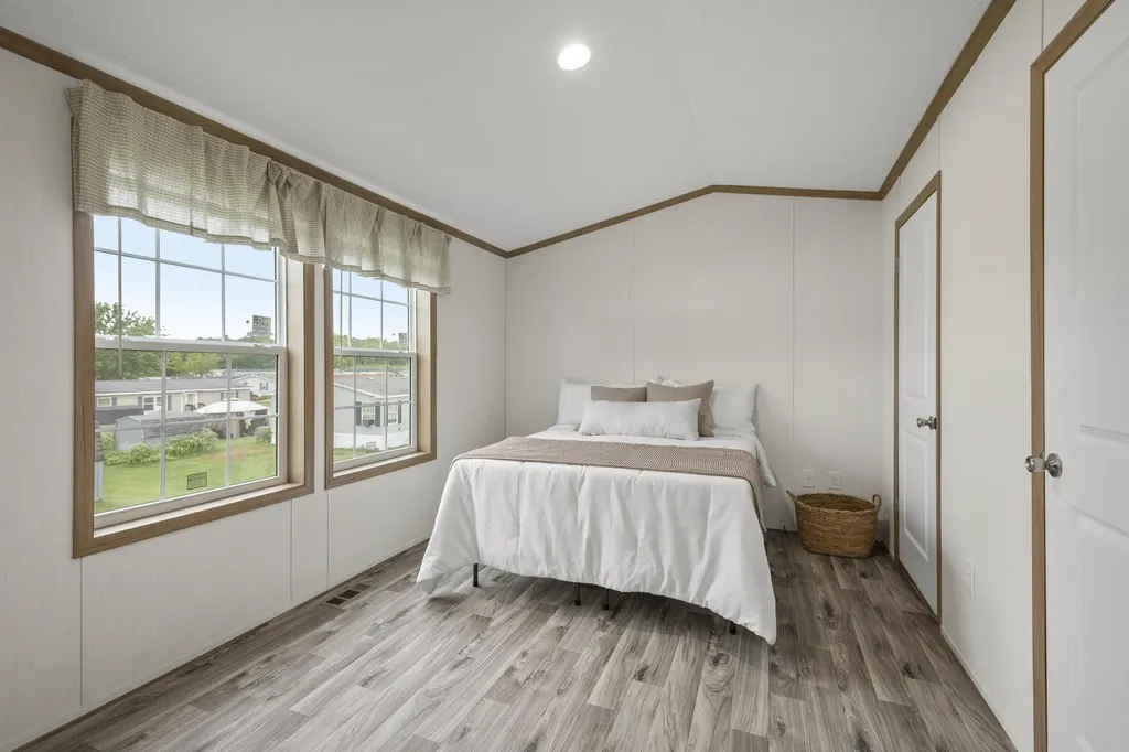86 Heather Drive Lewiston ME 04240