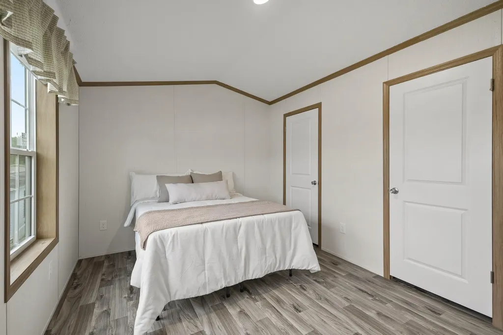 86 Heather Drive Lewiston ME 04240