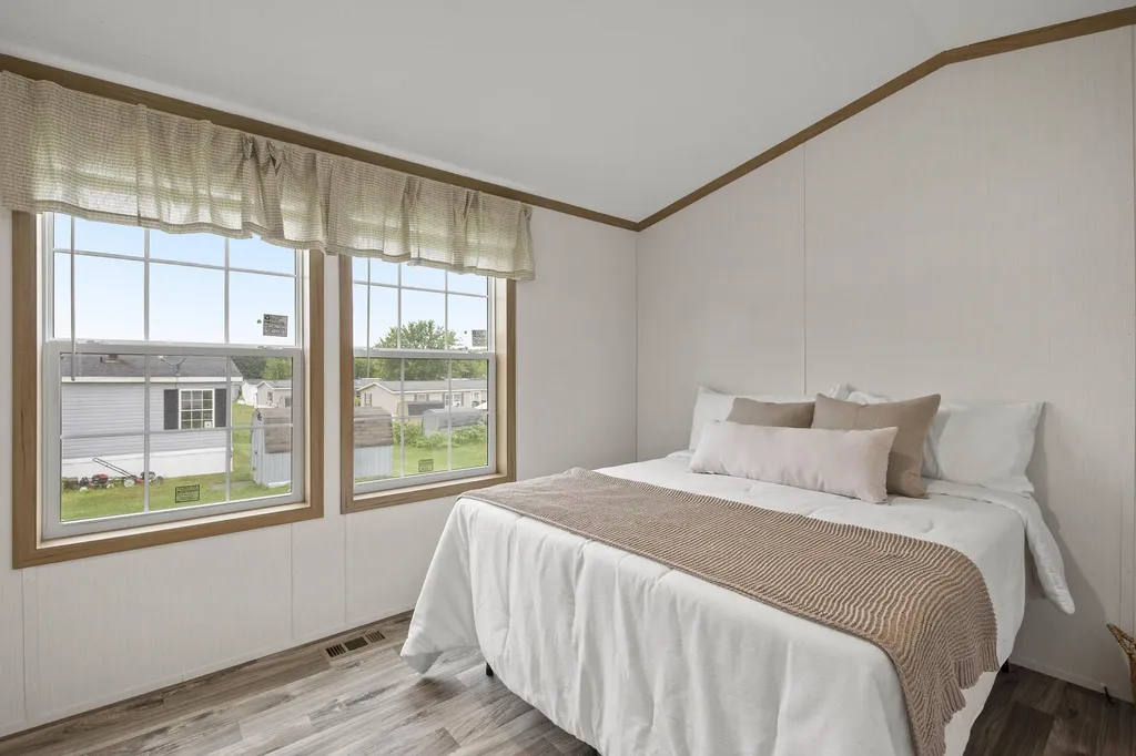 86 Heather Drive Lewiston ME 04240