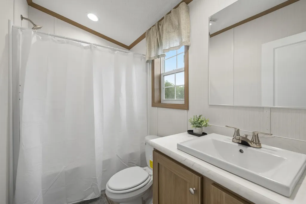 86 Heather Drive Lewiston ME 04240