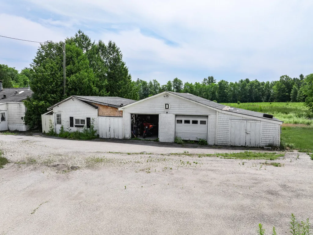 512 Mudgett Road Levant ME 04456