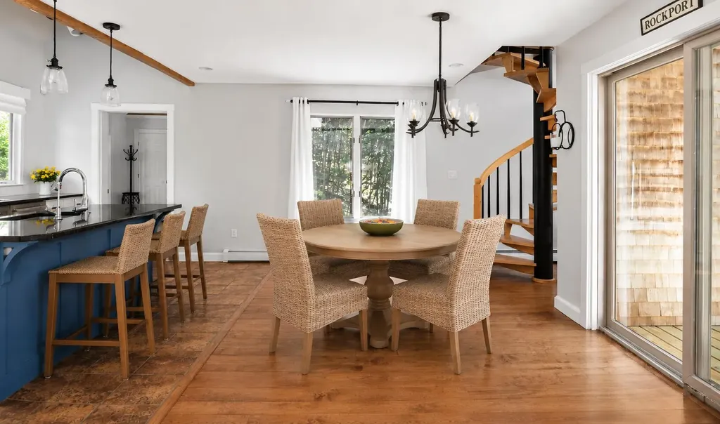 2 Springbrook Way Rockport ME 04856