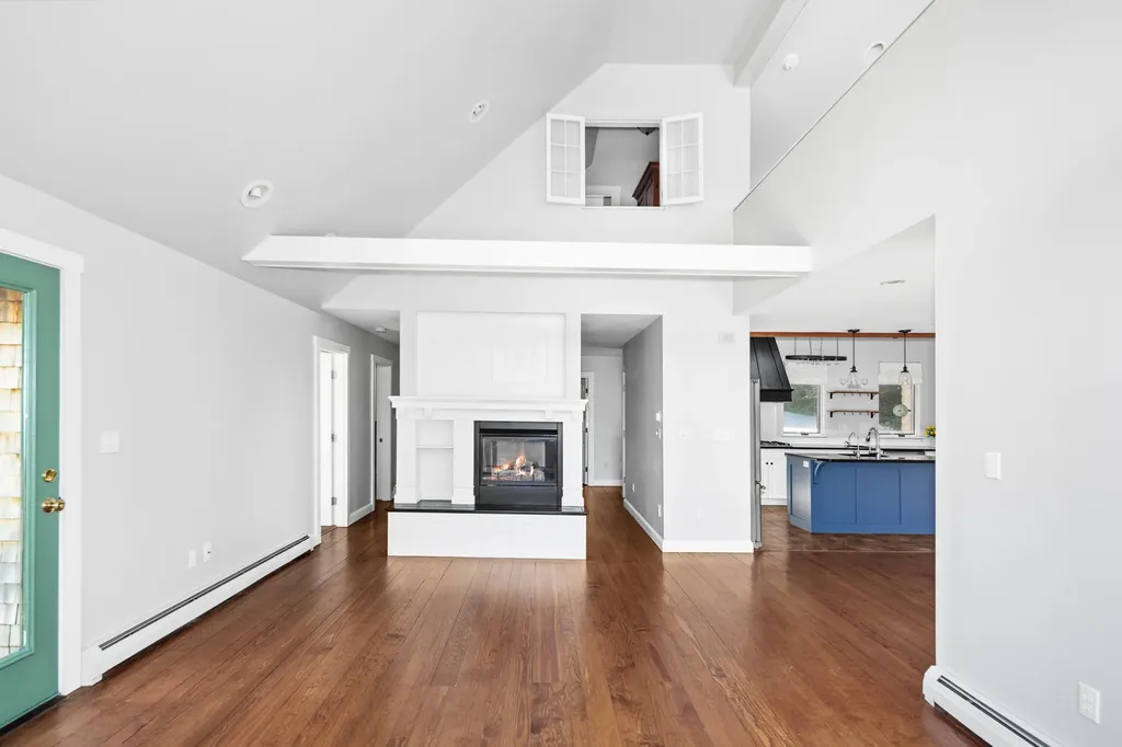 2 Springbrook Way Rockport ME 04856