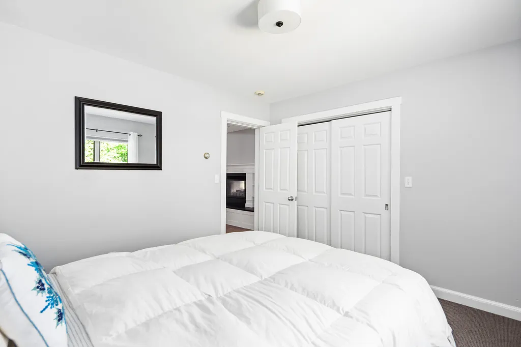 2 Springbrook Way Rockport ME 04856