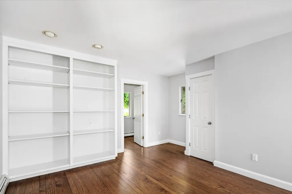 2 Springbrook Way Rockport ME 04856