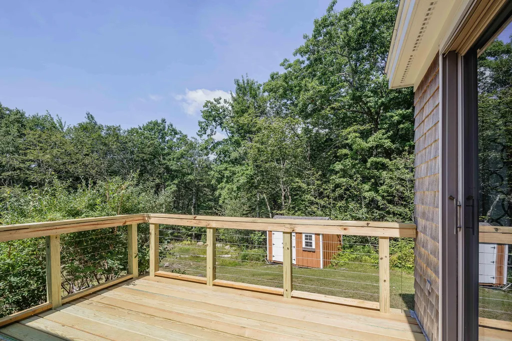2 Springbrook Way Rockport ME 04856