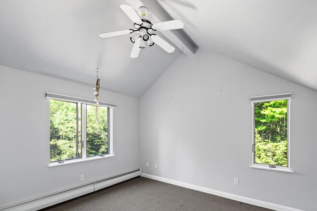 2 Springbrook Way Rockport ME 04856