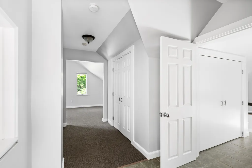 2 Springbrook Way Rockport ME 04856
