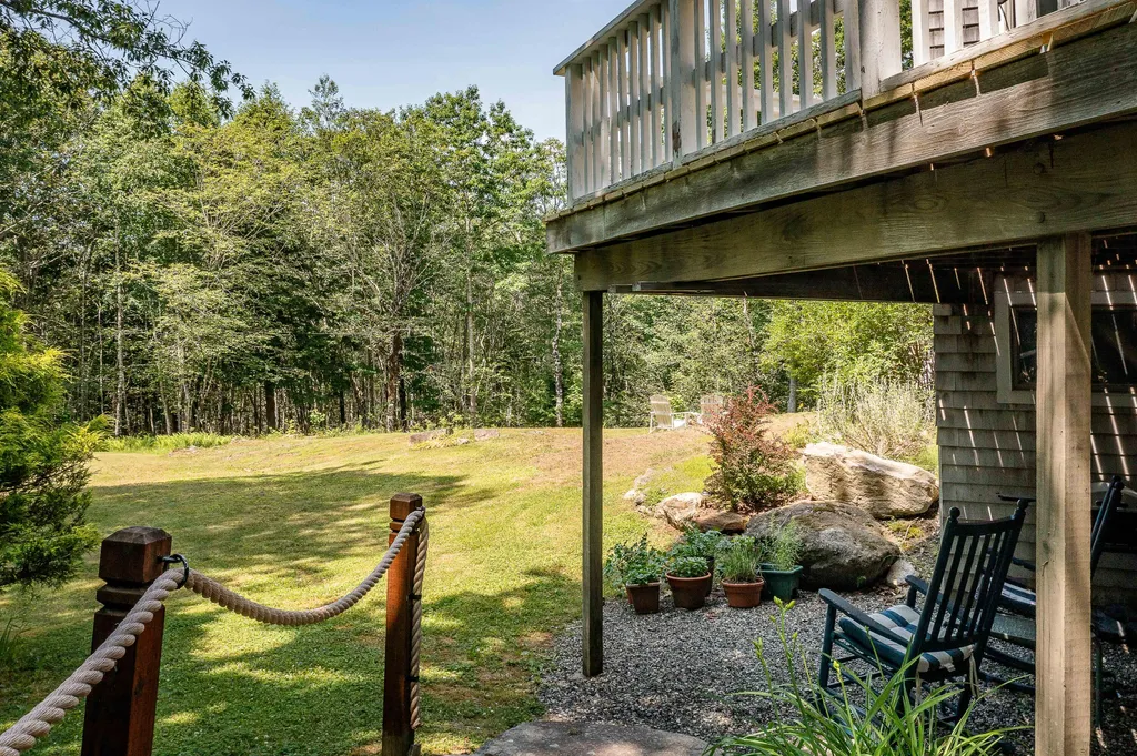 2 Springbrook Way Rockport ME 04856