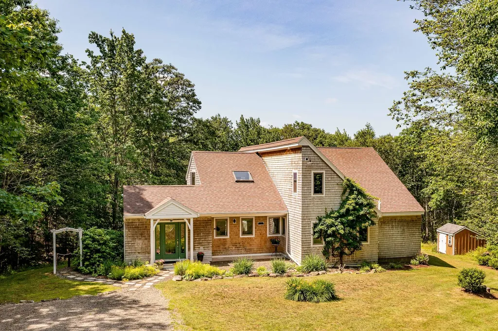 2 Springbrook Way Rockport ME 04856