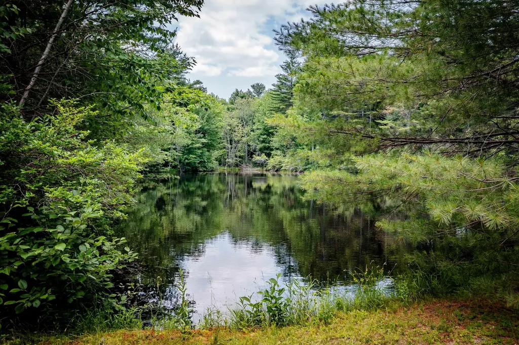 2 Springbrook Way Rockport ME 04856