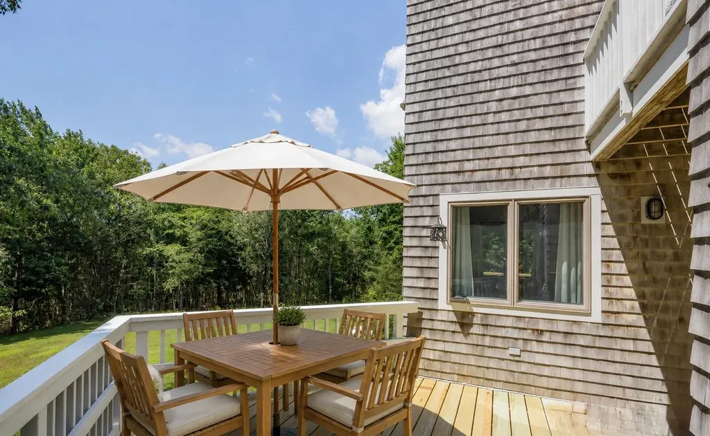 2 Springbrook Way Rockport ME 04856