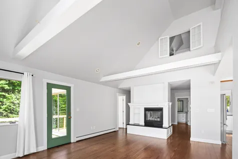 2 Springbrook Way Rockport ME 04856