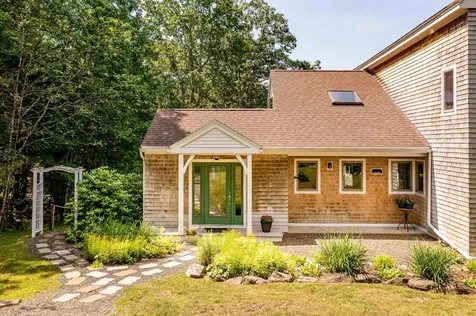 2 Springbrook Way Rockport ME 04856