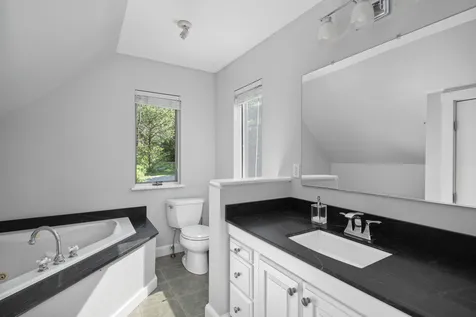 2 Springbrook Way Rockport ME 04856