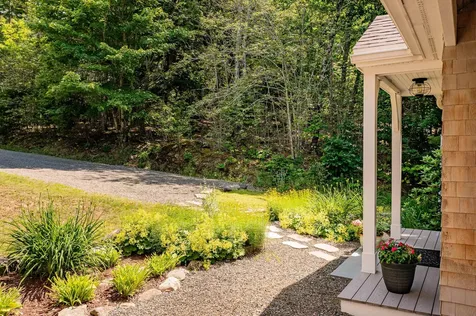 2 Springbrook Way Rockport ME 04856