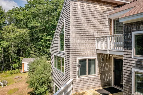 2 Springbrook Way Rockport ME 04856