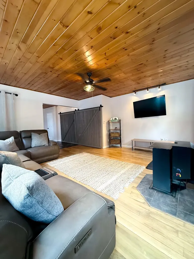 179 Grove Street Bangor ME 04401
