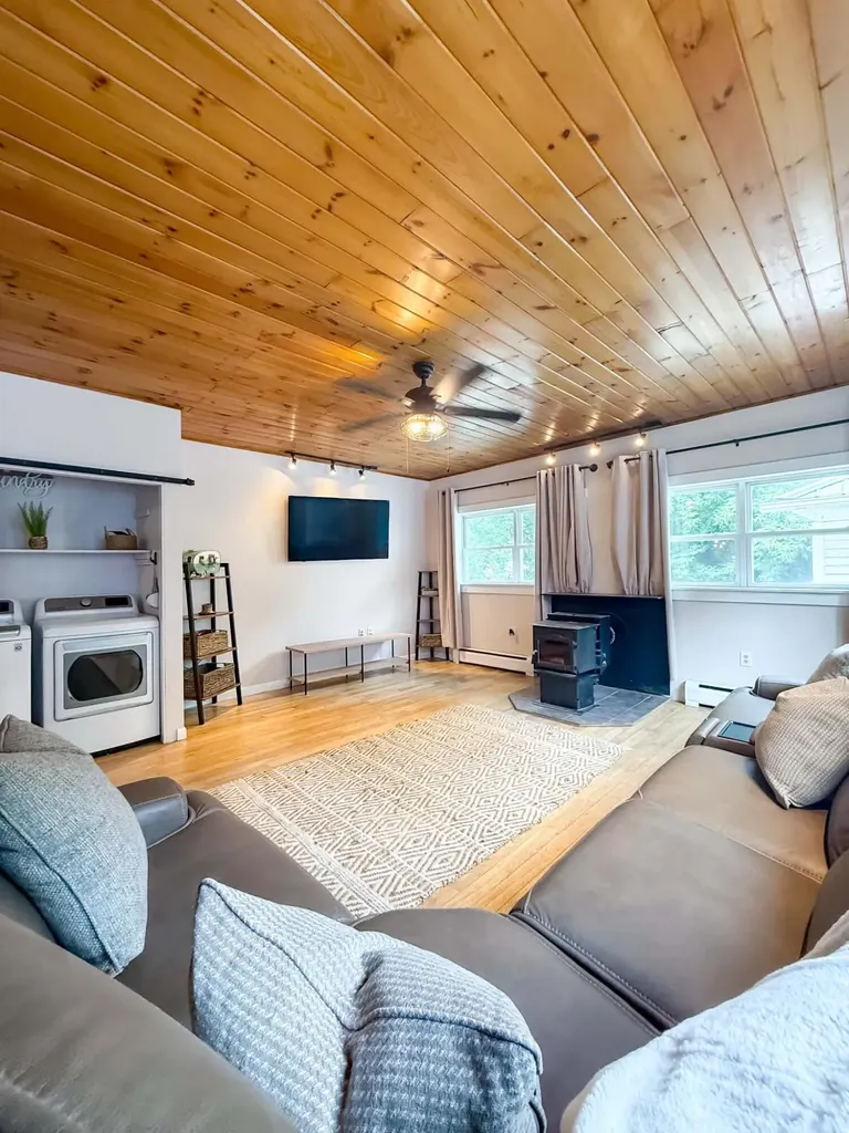 179 Grove Street Bangor ME 04401