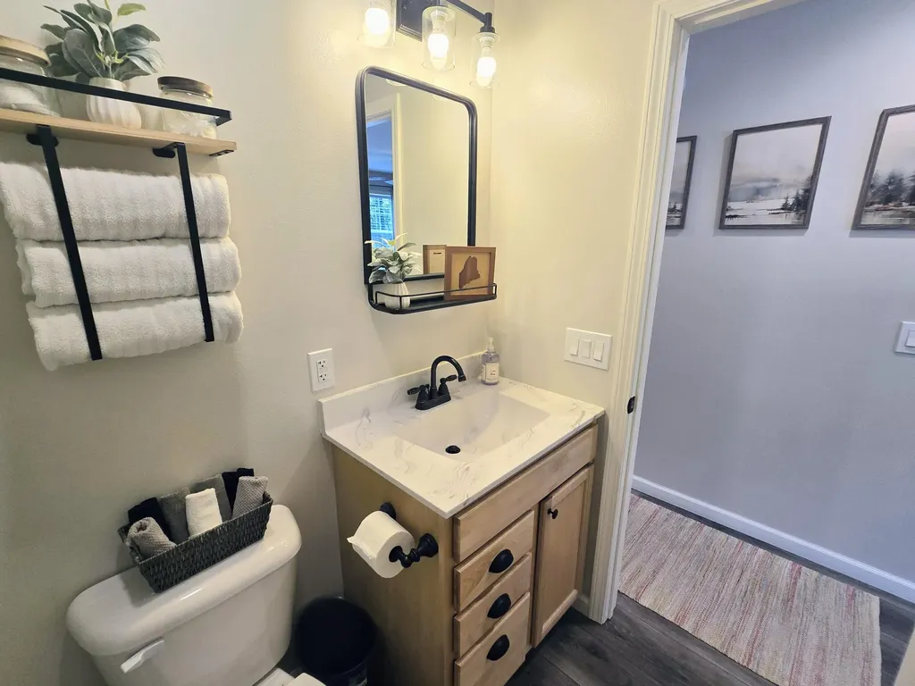 80 Ridgeway Circle Waterboro ME 04061