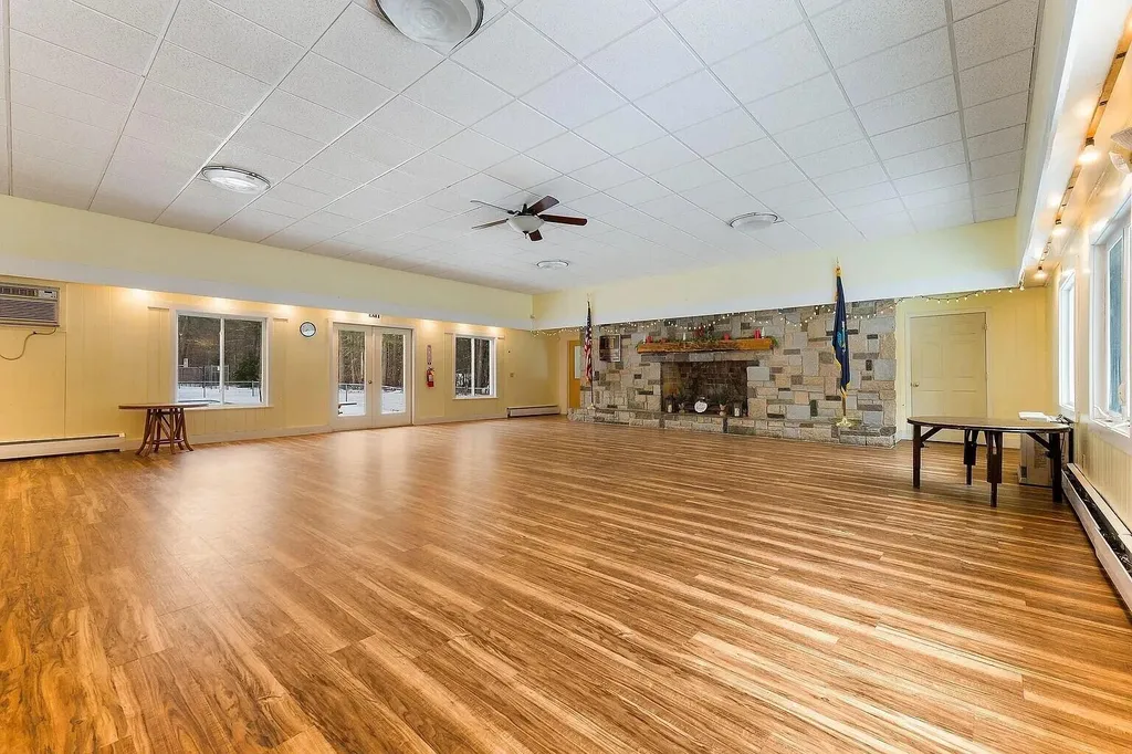80 Ridgeway Circle Waterboro ME 04061
