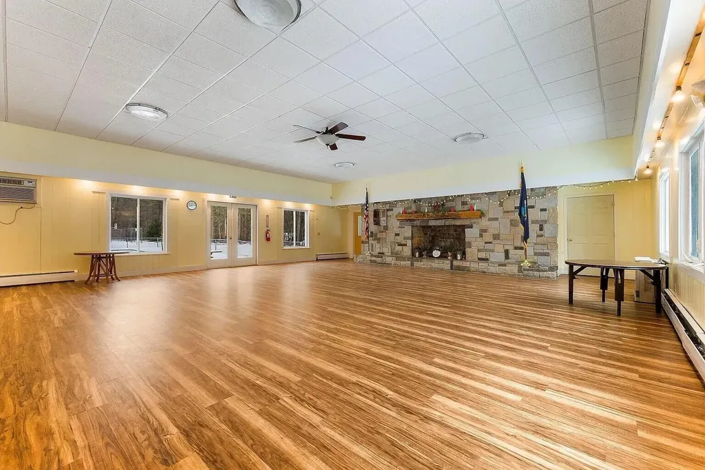 80 Ridgeway Circle Waterboro ME 04061
