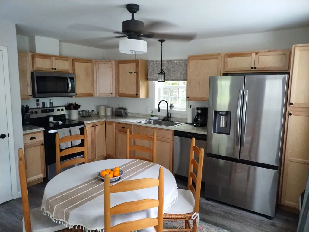 80 Ridgeway Circle Waterboro ME 04061
