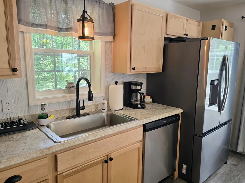 80 Ridgeway Circle Waterboro ME 04061